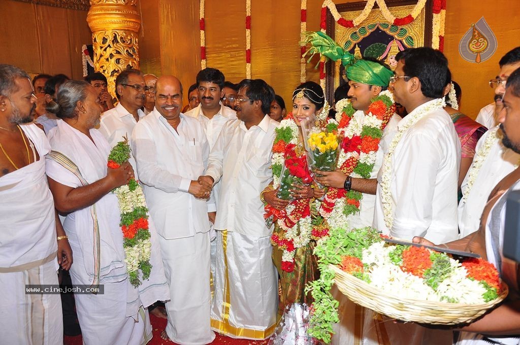 Raj TV Family Marriage Photos - 10 / 31 photos