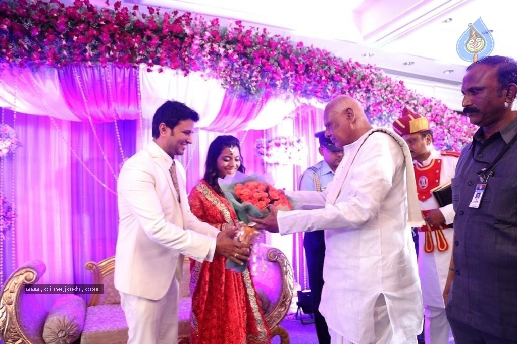 Raja and Amritha Marriage Reception Photos - 25 / 78 photos