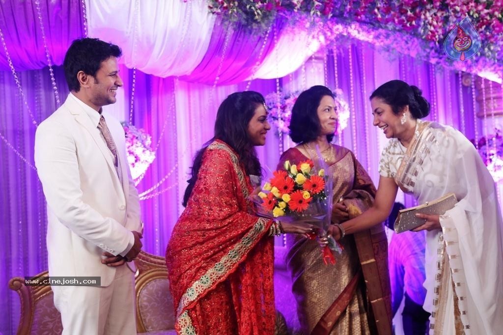 Raja and Amritha Marriage Reception Photos - 28 / 78 photos