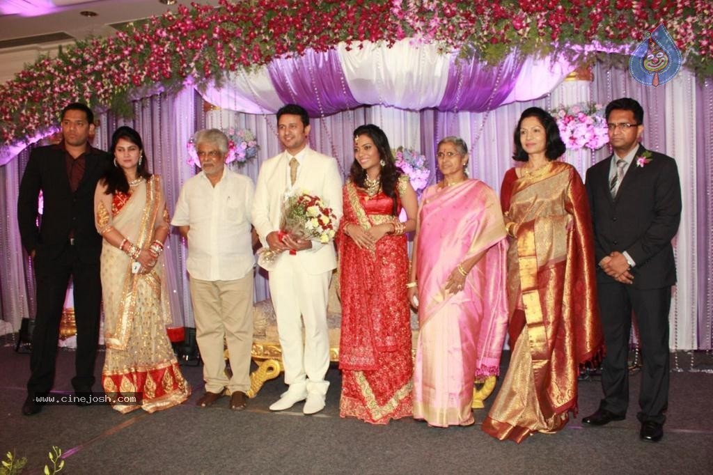 Raja and Amritha Marriage Reception Photos - 36 / 78 photos