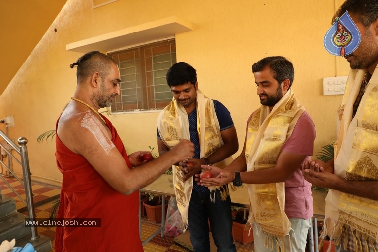 Raja The Great Team Donated Laptops to the Blind Children - 14 / 21 photos