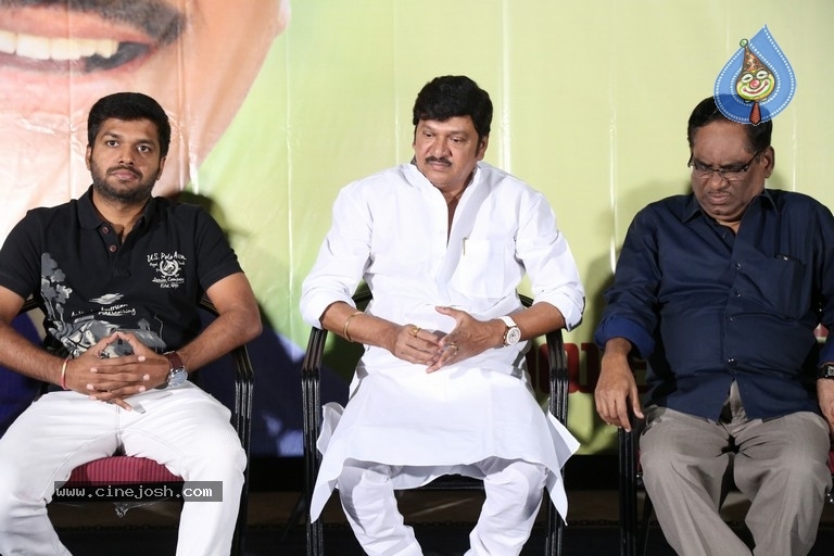 Rajendra Prasad Lifetime Achievement Award PM - 21 / 35 photos