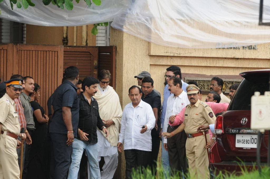 Rajesh Khanna Condolence Meet - 39 / 54 photos