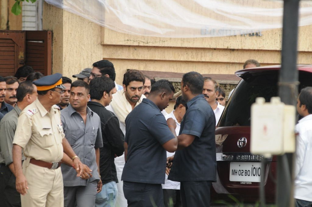 Rajesh Khanna Condolence Meet - 41 / 54 photos