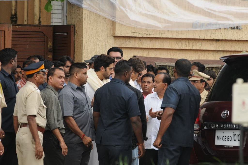 Rajesh Khanna Condolence Meet - 45 / 54 photos