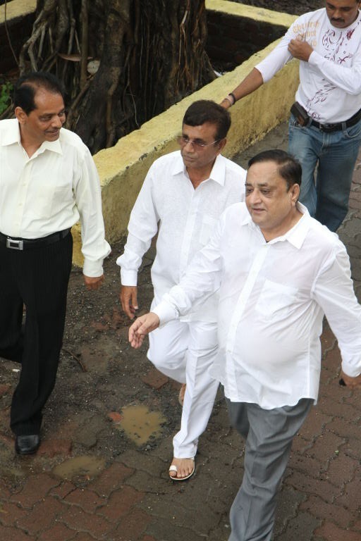 Rajesh Khanna Final Journey - 37 / 47 photos