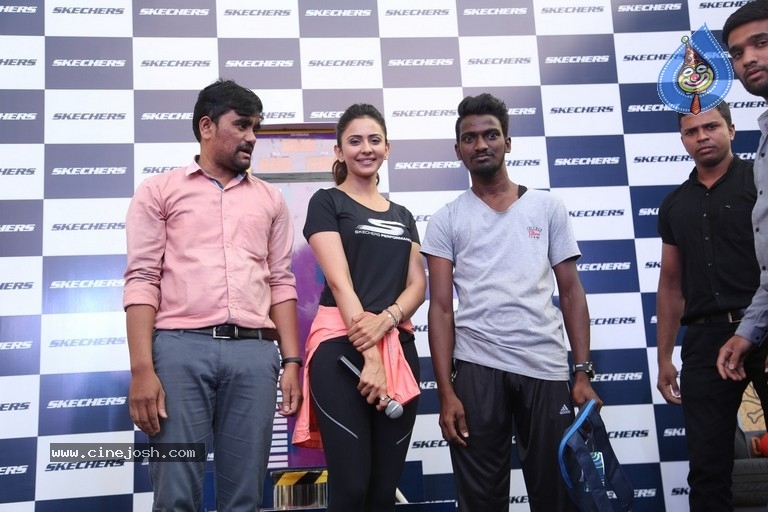 Rakul Preet Launches Skechers Showroom - 4 / 27 photos