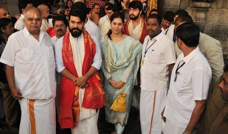 Ram Charan And Upasana At Tirumala Tirupati Temple  - 1 / 4 photos