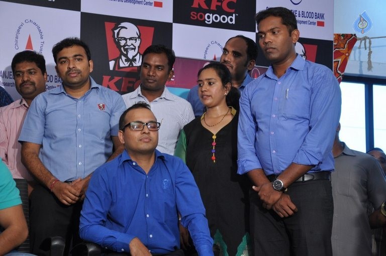 Ram Charan at KFC Employees Blood Donation Event - 15 / 81 photos