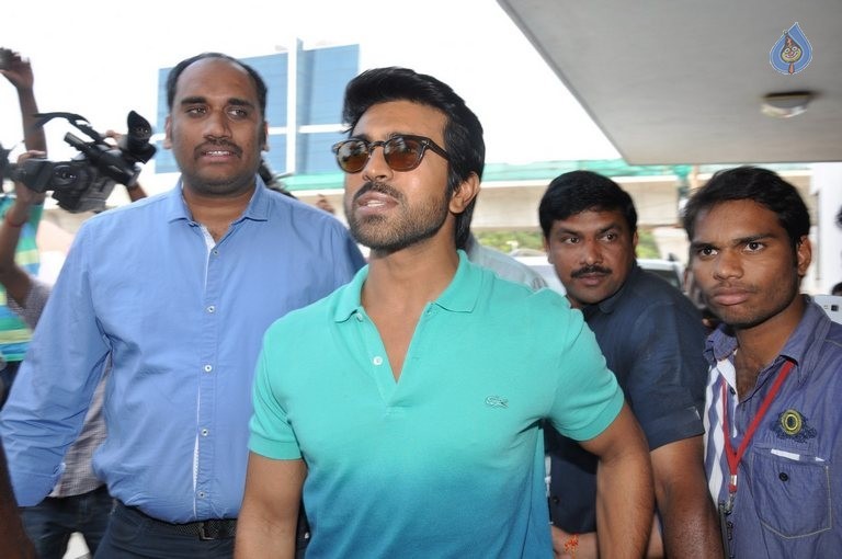 Ram Charan at KFC Employees Blood Donation Event - 25 / 81 photos