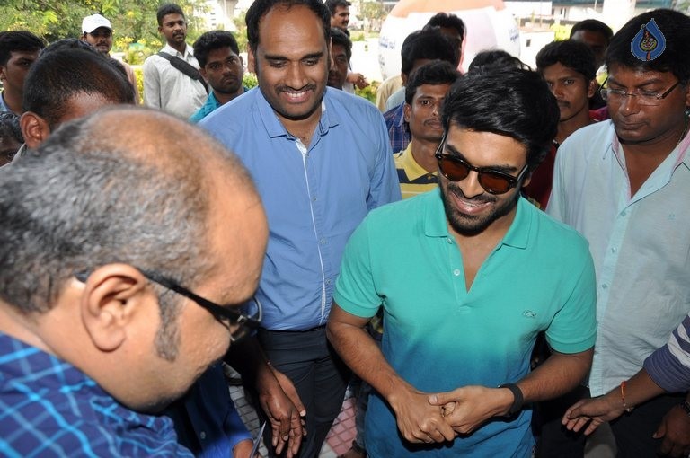 Ram Charan at KFC Employees Blood Donation Event - 32 / 81 photos
