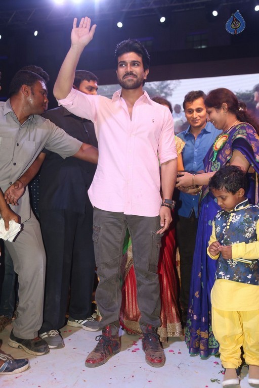 Ram Charan at Malla Reddy Engineering College - 33 / 62 photos