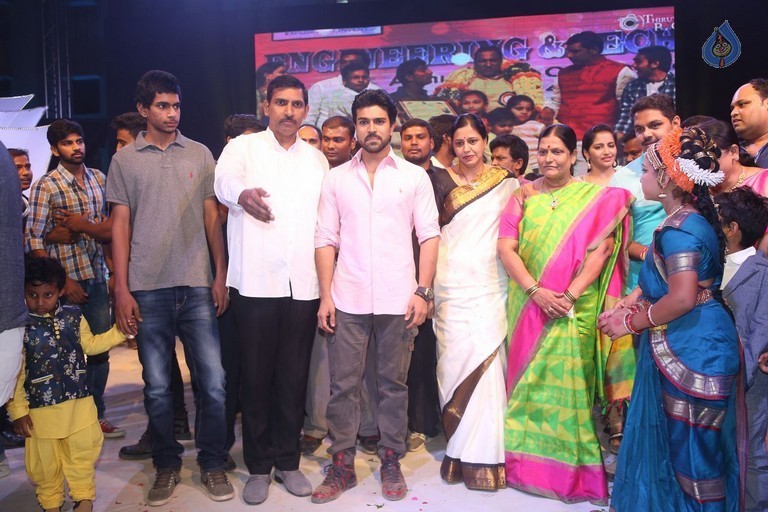 Ram Charan at Malla Reddy Engineering College - 53 / 62 photos