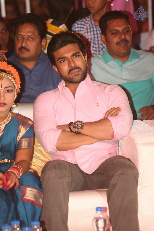 Ram Charan at Malla Reddy Engineering College - 56 / 62 photos