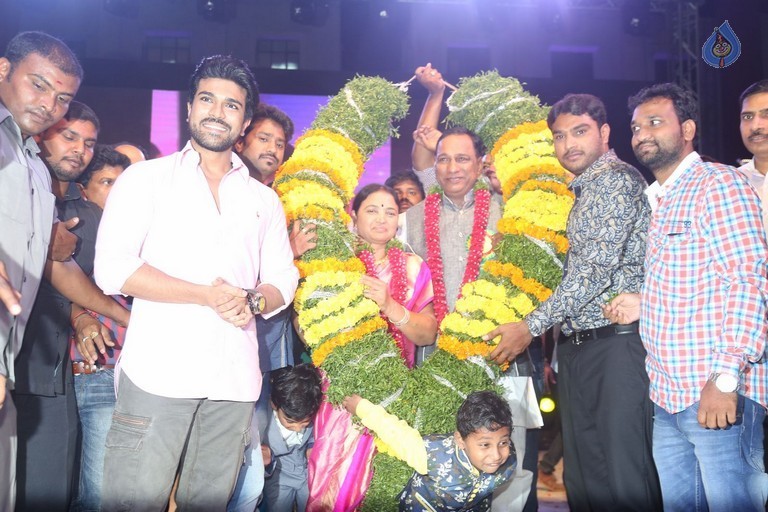 Ram Charan at Malla Reddy Engineering College - 59 / 62 photos