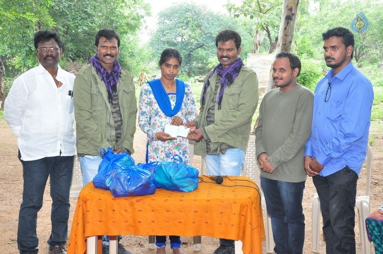 Ram Laxman Donates 1 Lakh for Sphoorthi Jyothi Foundation - 24 / 41 photos