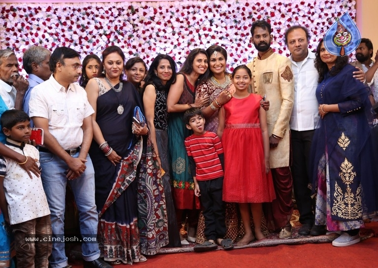 Ramesh Thilak And Navalakshmi Reception Photos - 1 / 32 photos