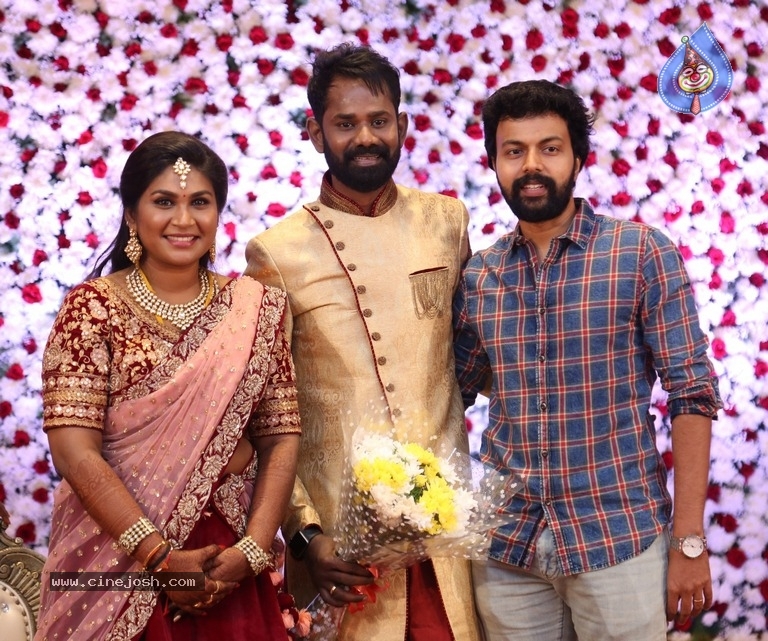Ramesh Thilak And Navalakshmi Reception Photos - 4 / 32 photos