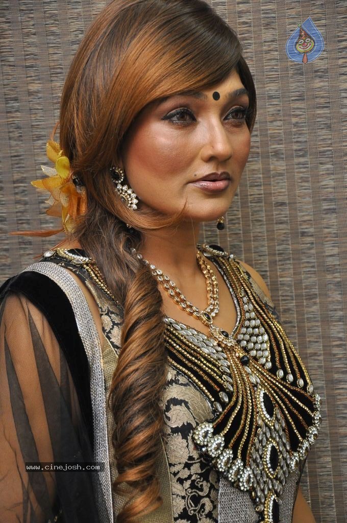 Ramya Sri Birthday Celebrations - 15 / 68 photos