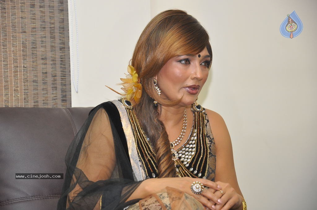 Ramya Sri Birthday Celebrations - 18 / 68 photos