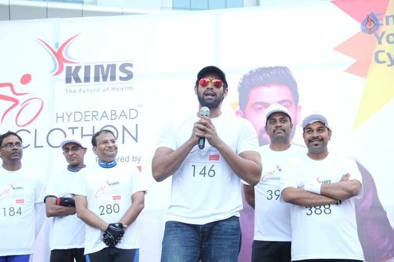 Rana Flags of Hyderabad Cyclothon - 9 / 10 photos