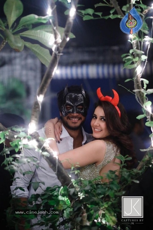 Rashi Khanna Birthday Celebrations - 27 / 42 photos