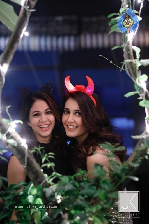 Rashi Khanna Birthday Celebrations - 38 / 42 photos
