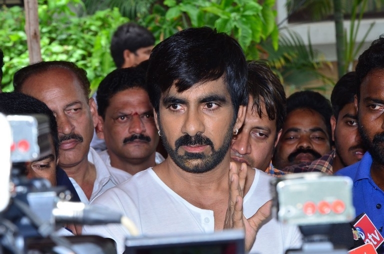 Raviteja at His Brother Bharath 11th Day Ceremony - 8 / 13 photos