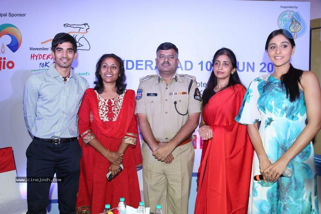 Regina at Hyd 10K Run Foundation Event - 20 / 50 photos