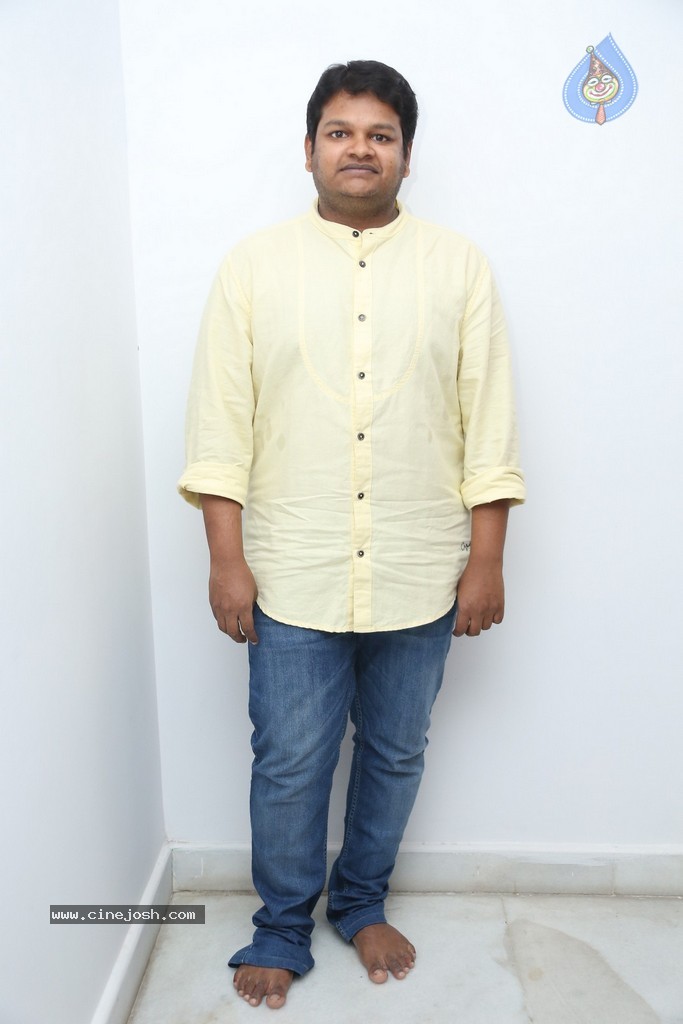 Run Raja Run Music Director Ghibran Stills - 13 / 39 photos