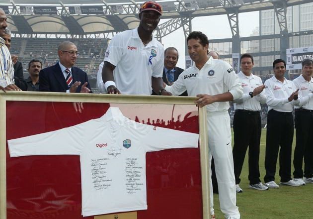 Sachin Last Test Match Photos - 58 / 79 photos