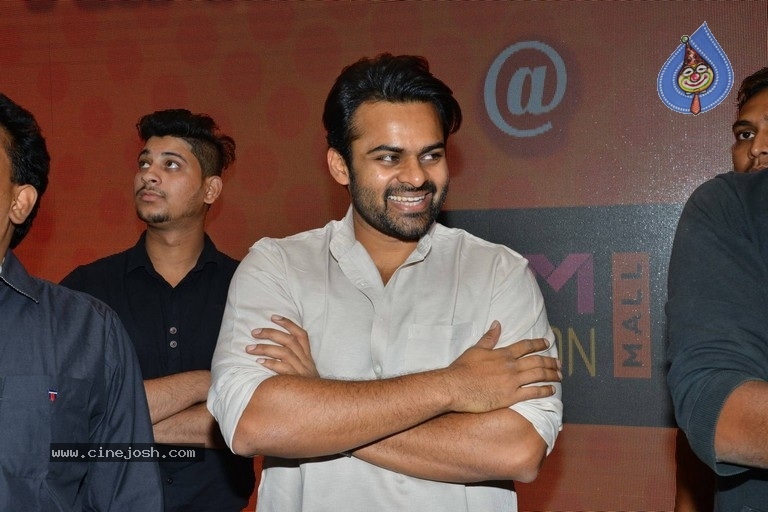 Sai Dharam Tej Launches Sunrisers Hyderabad T Shirt  - 10 / 34 photos