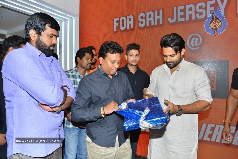 Sai Dharam Tej Launches Sunrisers Hyderabad T Shirt  - 15 / 34 photos