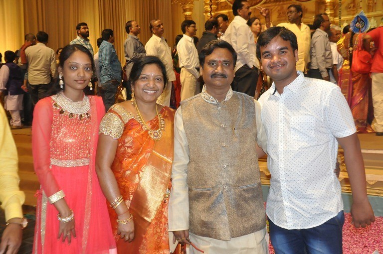 Sai Rajesh and Divya Wedding Photos - 29 / 82 photos