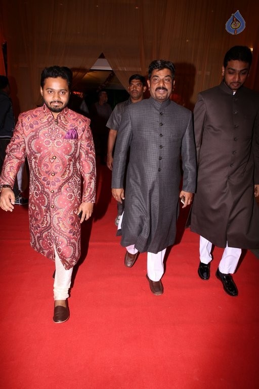 Saif Khalid Shareef Wedding Photos - 35 / 144 photos