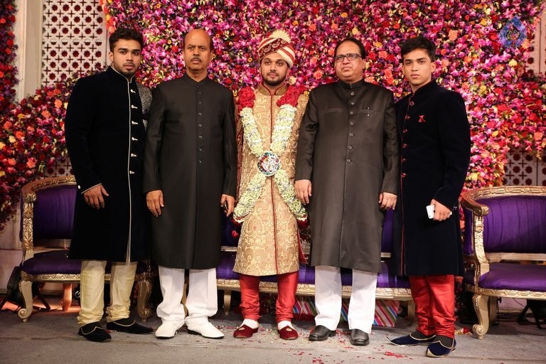Saif Khalid Shareef Wedding Photos - 39 / 144 photos