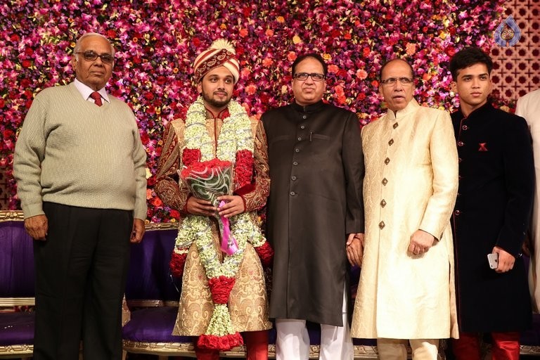 Saif Khalid Shareef Wedding Photos - 93 / 144 photos
