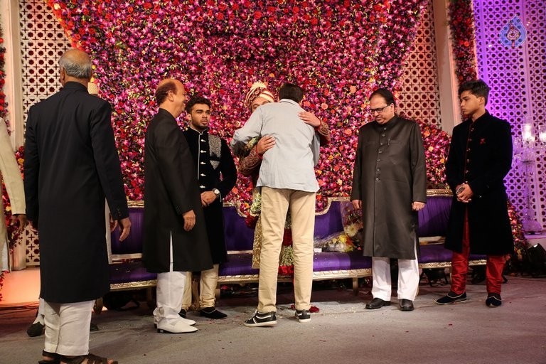 Saif Khalid Shareef Wedding Photos - 127 / 144 photos