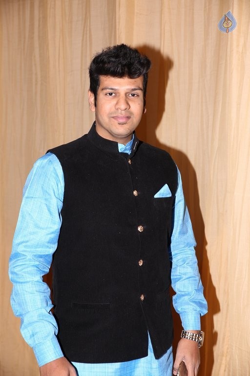 Saif Khalid Shareef Wedding Photos - 129 / 144 photos