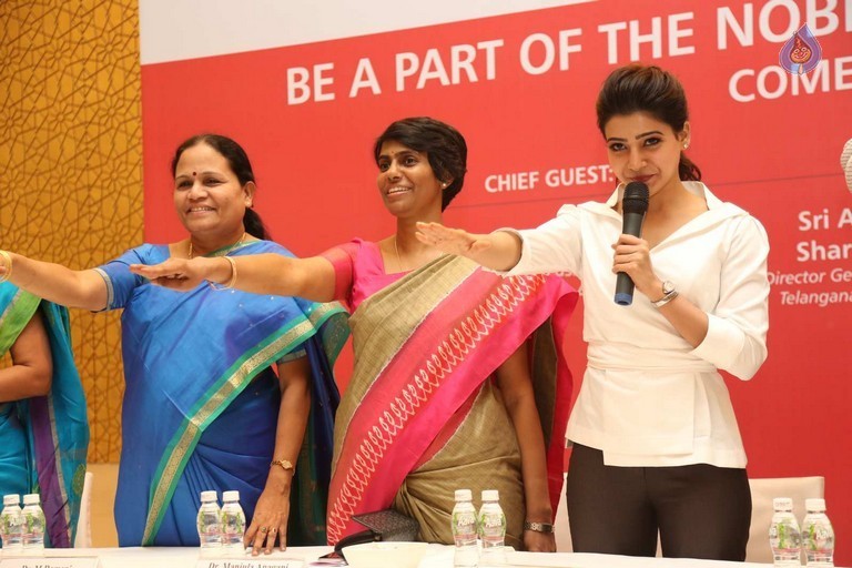 Samantha at Maxcure Hospitals Organs Donation Event - 36 / 53 photos