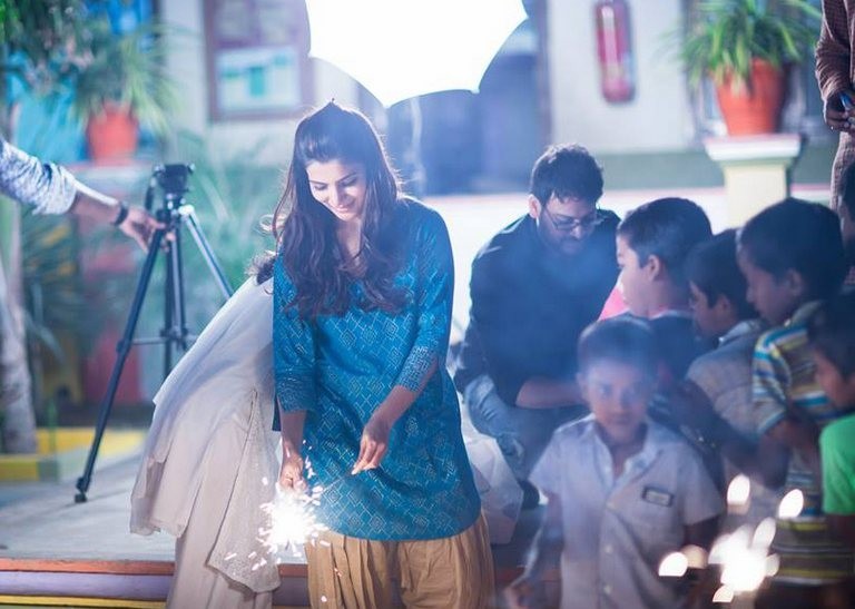 Samantha Celebrates Diwali at Pratyusha Foundation  - 2 / 33 photos