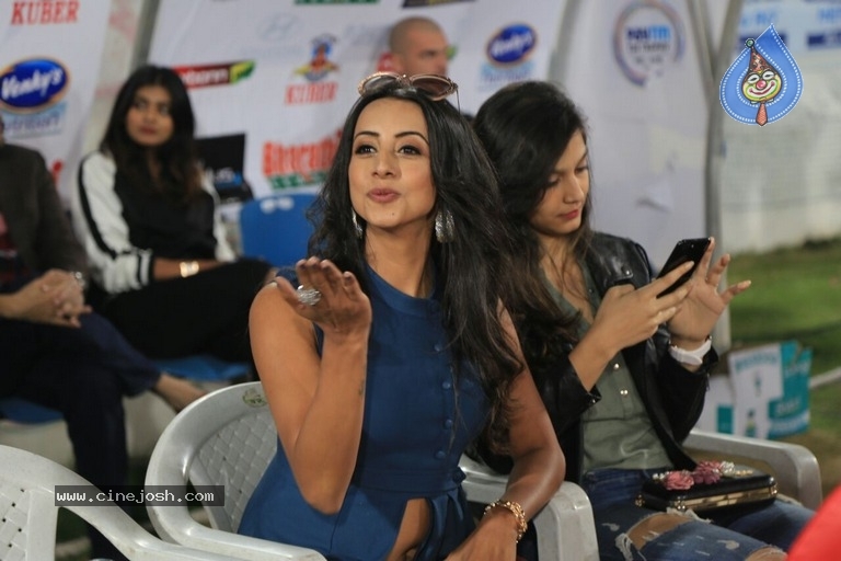 Sanjana Latest Photos - 4 / 15 photos