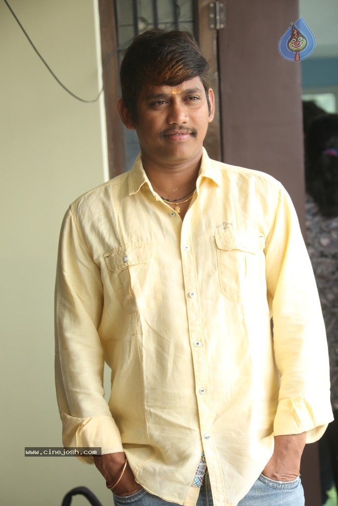 Santhosh Srinivas Stills - 5 / 66 photos