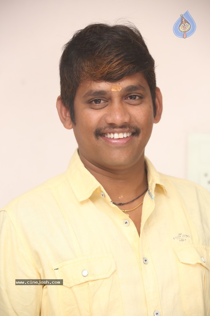 Santhosh Srinivas Stills - 17 / 66 photos