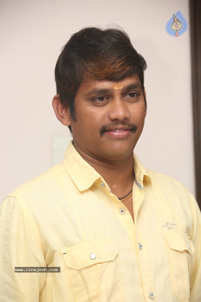 Santhosh Srinivas Stills - 50 / 66 photos