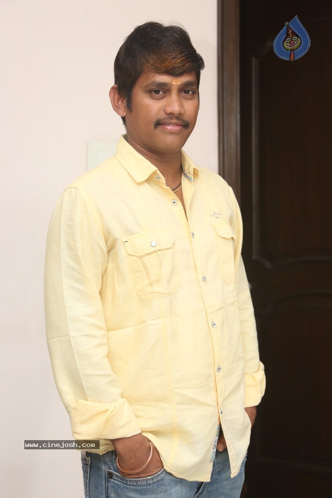 Santhosh Srinivas Stills - 55 / 66 photos