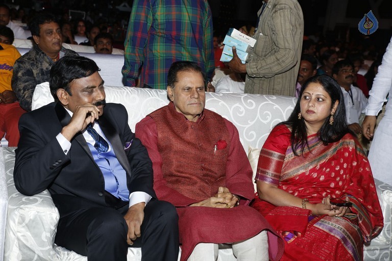Santosham 13th Anniversary South Indian Film Awards 1 - 22 / 90 photos