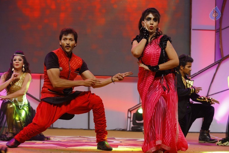 Santosham 13th Anniversary South Indian Film Awards 1 - 46 / 90 photos