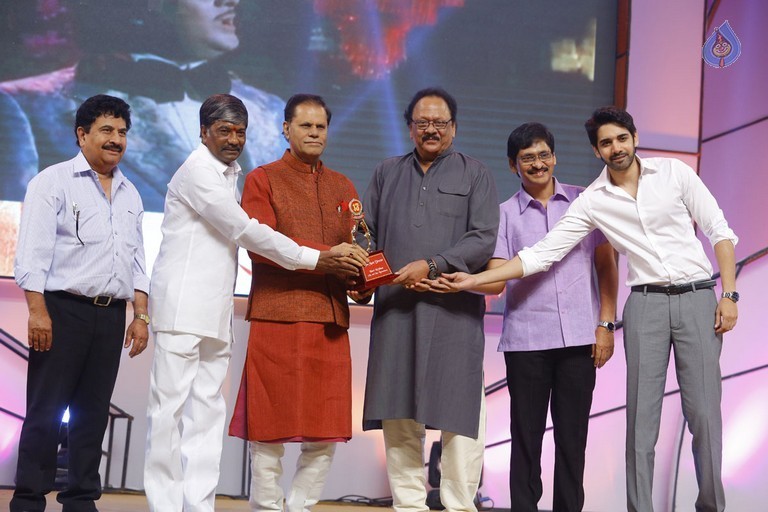 Santosham 13th Anniversary South Indian Film Awards  - 118 / 120 photos