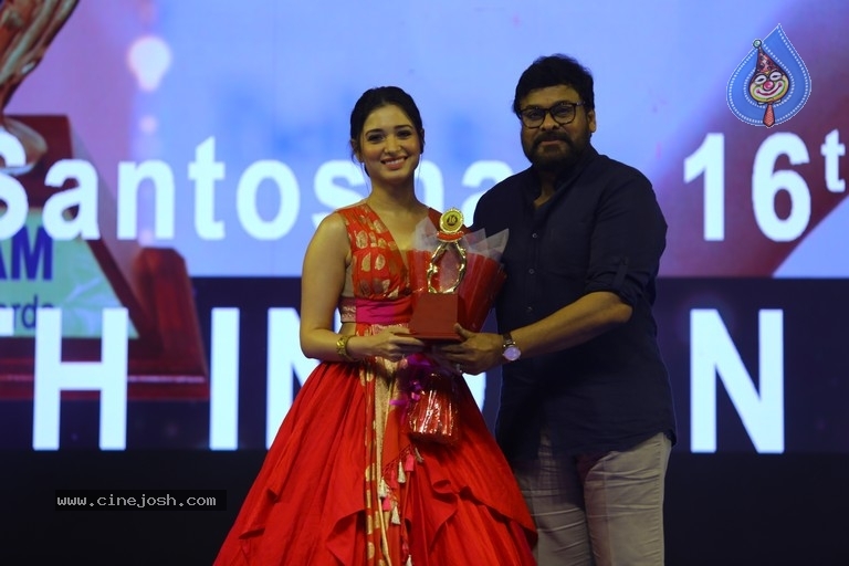Santosham Awards 2018 Photos - 4 / 11 photos